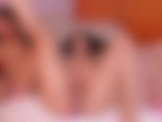 Cloe-World1's Live Sex Cam Show