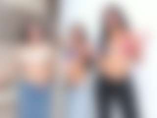 Cloe-World1's Live Sex Cam Show