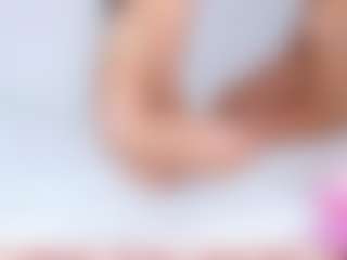 Cloe-World1's Live Sex Cam Show