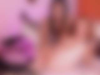 Cloe-World1's Live Sex Cam Show