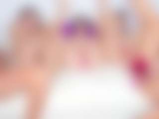 Cloe-World1's Live Sex Cam Show