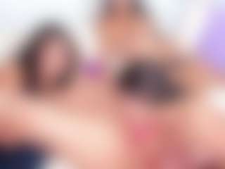 Cloe-World1's Live Sex Cam Show