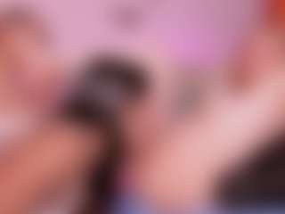 Cloe-World1's Live Sex Cam Show
