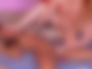 Live cam show with Cloe-World1 - Big Ass on Camsoda