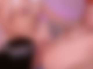 Cloe-World1's Live Sex Cam Show