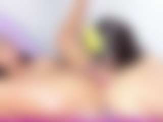 Cloe-World1's Live Sex Cam Show