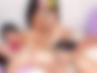 Cloe-World1's Live Sex Cam Show