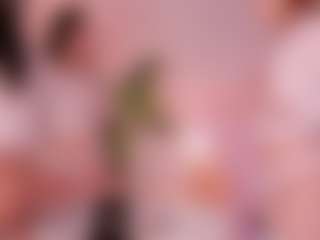 Live cam show with Cloe-World1 - Small Tits on livesuperchat.net