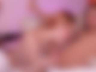 Cloe-World1's Live Sex Cam Show