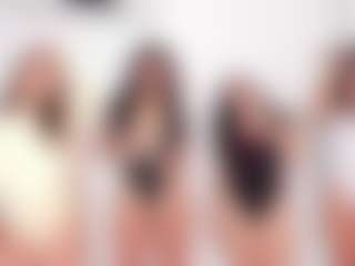 Cloe-World1's Live Sex Cam Show