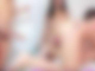 Cloe-World1's Live Sex Cam Show