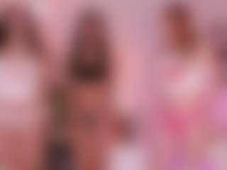 Live cam show with Cloe-World1 - Tattoos on ObeyMaria
