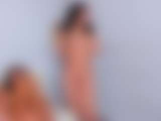Live cam show with Cloe-World1 - Dildo Or Vibrator on ObeyMaria
