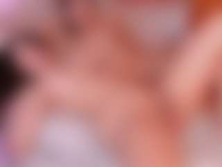 Live cam show with Cloe-World1 - Bedroom on Camsoda