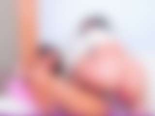 Live cam show with Cloe-World1 - Curvy Small Tits on sexylive.show