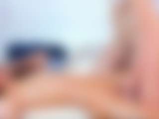 Live cam show with Cloe-World1 - Petite on Camming Site