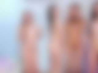 Live cam show with Cloe-World1 - Bikini on Camsoda