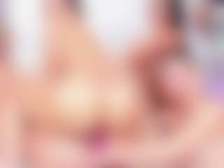 Cloe-World1's Live Sex Cam Show