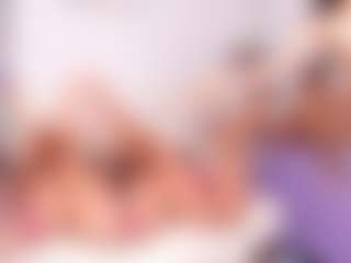 Cloe-World1's Live Sex Cam Show