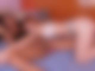 Cloe-World1's Live Sex Cam Show