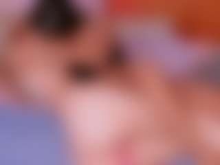 Cloe-World1's Live Sex Cam Show