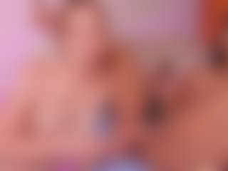 Cloe-World1's Live Sex Cam Show