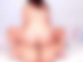 Cloe-World1's Live Sex Cam Show