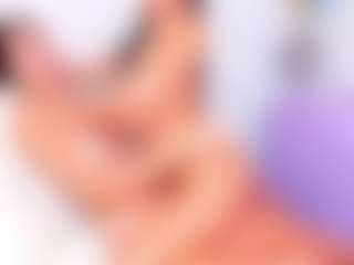 Cloe-World1's Live Sex Cam Show