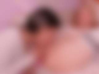 Cloe-World1's Live Sex Cam Show