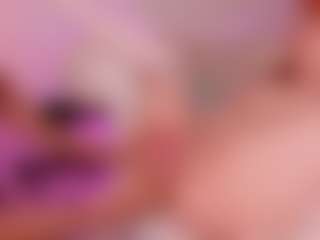 Cloe-World1's Live Sex Cam Show