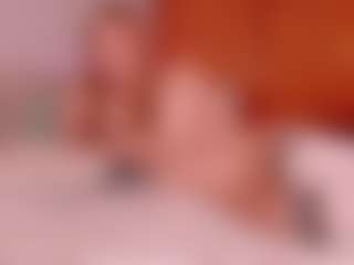 Cloe-World1's Live Sex Cam Show