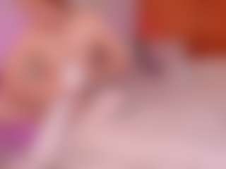 Cloe-World1's Live Sex Cam Show