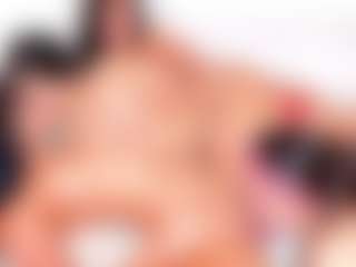 Live cam show with Cloe-World1 - Shaved Pussy on Dare Cams