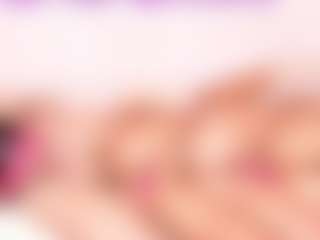 Live cam show with Cloe-World1 - Bedroom on Dolls Live