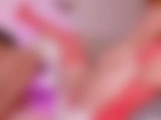 Live cam show with Cloe-World1 - Shaved Pussy on Camsoda