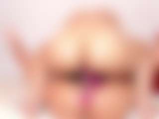 Live cam show with Cloe-World1 - Small Tits Young Adult on intimatelivegirls.com