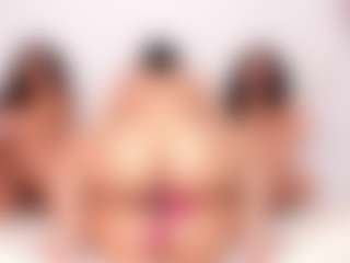 Cloe-World1's Live Sex Cam Show