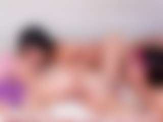 Cloe-World1's Live Sex Cam Show