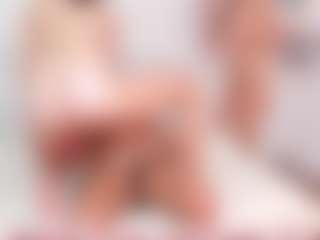 Cloe-World1's Live Sex Cam Show