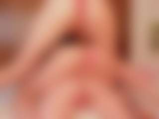Cloe-World1's Live Sex Cam Show