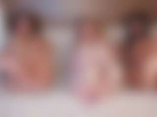 Cloe-World1's Live Sex Cam Show