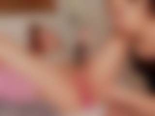 Cloe-World1's Live Sex Cam Show