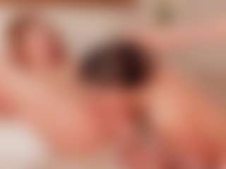 Cloe-World1's Live Sex Cam Show