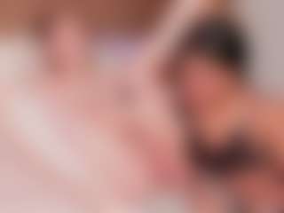 Live cam show with Cloe-World1 - Brown Eyes on luckytryst.com