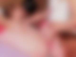 Cloe-World1's Live Sex Cam Show