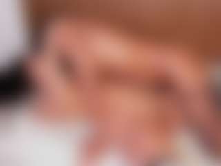 Cloe-World1's Live Sex Cam Show