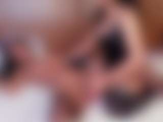 Cloe-World1's Live Sex Cam Show