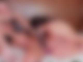 Live cam show with Cloe-World1 - Latina Petite on Camsoda | colombia