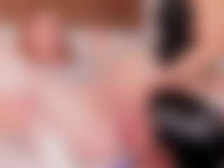 Cloe-World1's Live Sex Cam Show