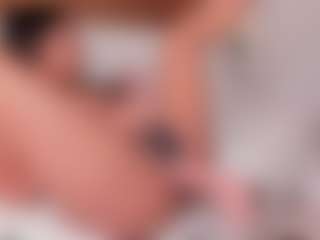 Cloe-World1's Live Sex Cam Show